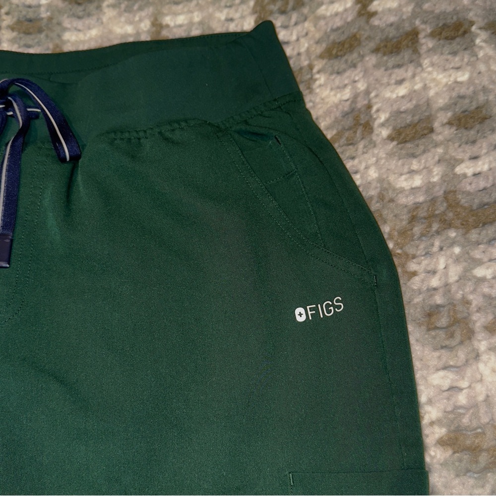 Figs Yola High Waisted 2.0 British Racing Green - Picture 2 of 4